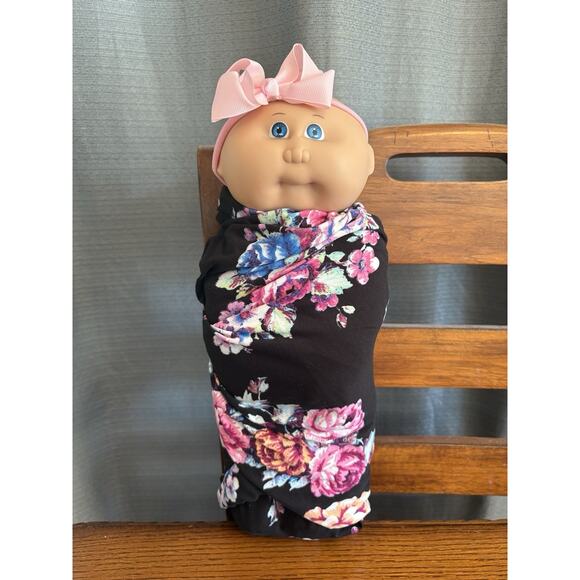 Cabbage Patch Kids Other - 1980s Cabbage Patch Kid Preemie Baby Bald Blue Eyes Dark Floral Swaddle Cute